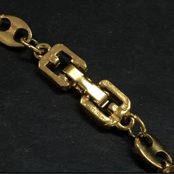 100% AUTHENTIC VINTAGE GIVENCHY PARIS YELLOW GOLD ANCHOR CHAIN NECKLACE - Picture 7 of 7